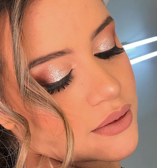 Amanda Chaves Makeup