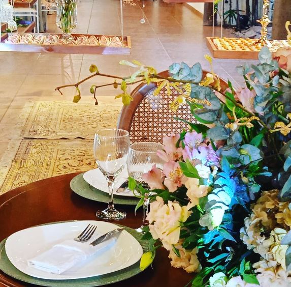 Buffet Rochas