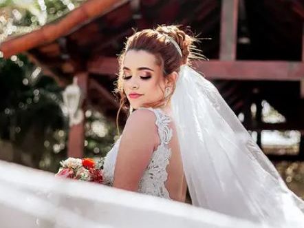 Hellen Ribeiro Noivas